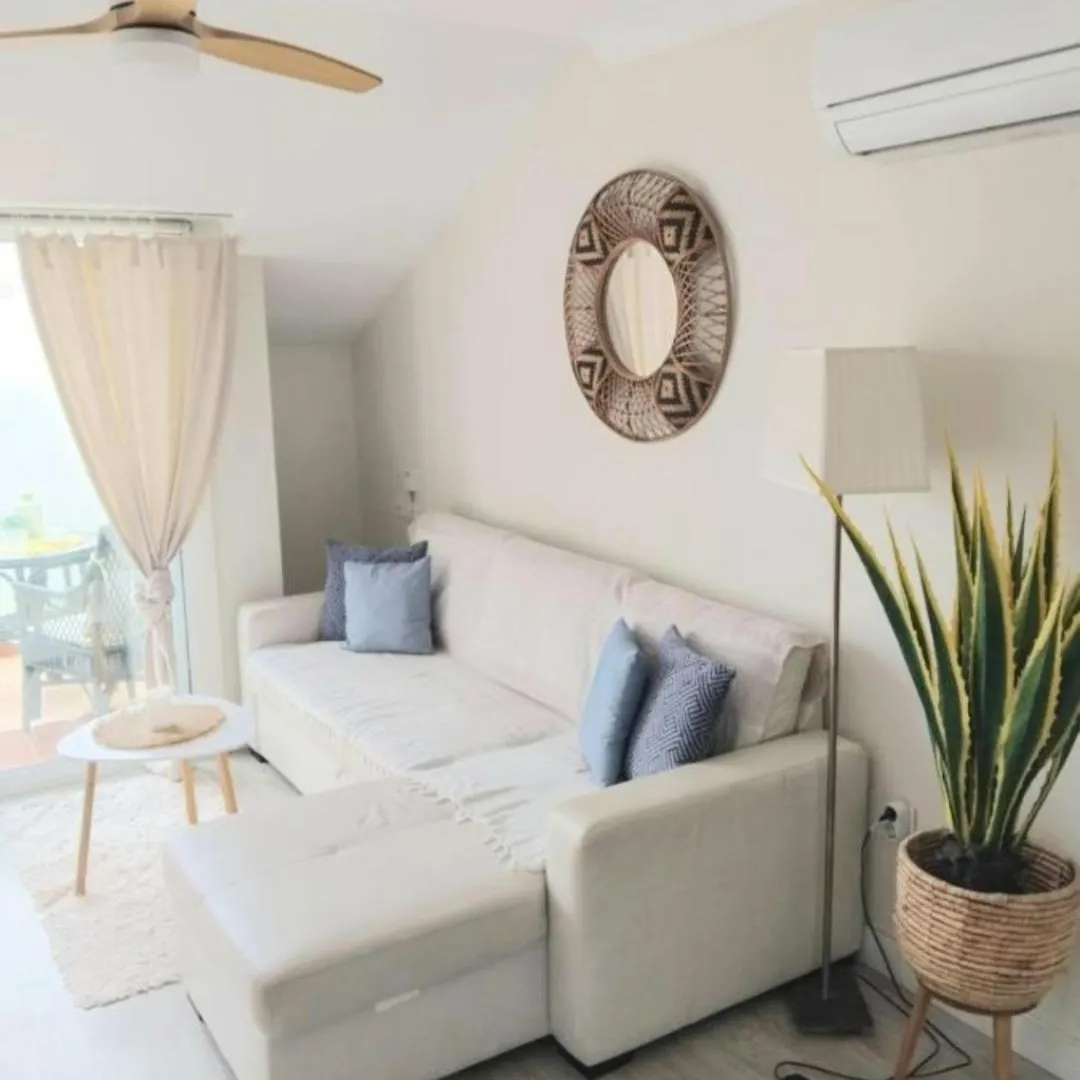 New City Penthouse Near Beach With Sunny Balcony Fuengirola Apartamento